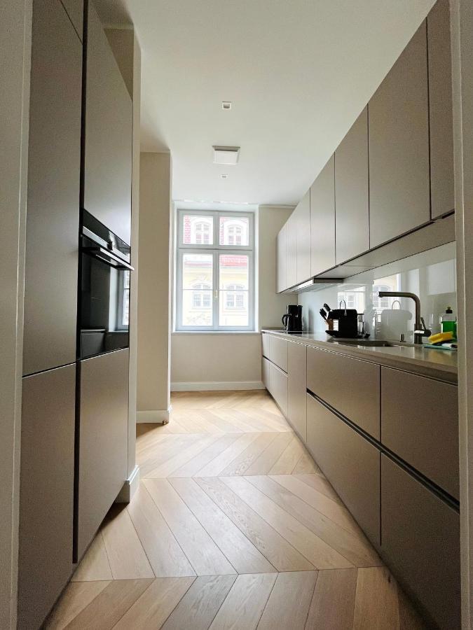 Luxury Home / 3-Raum-Suite An Der Frauenkirche / 6 Dresden Bagian luar foto